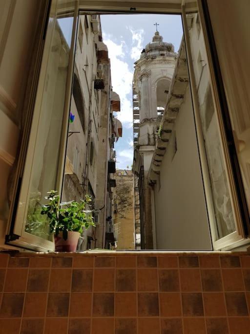 Fashion Cathedral Apartment, Centro Storico Napoli Exterior photo